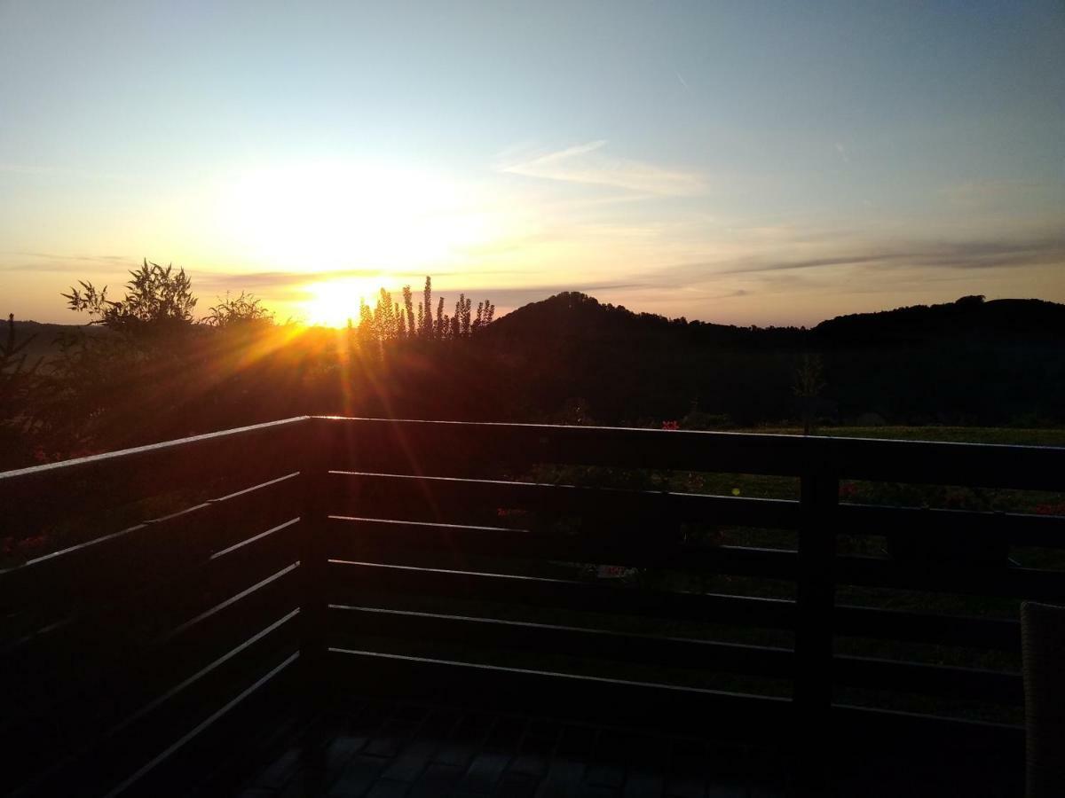 Sunrise Home Maribor Bagian luar foto
